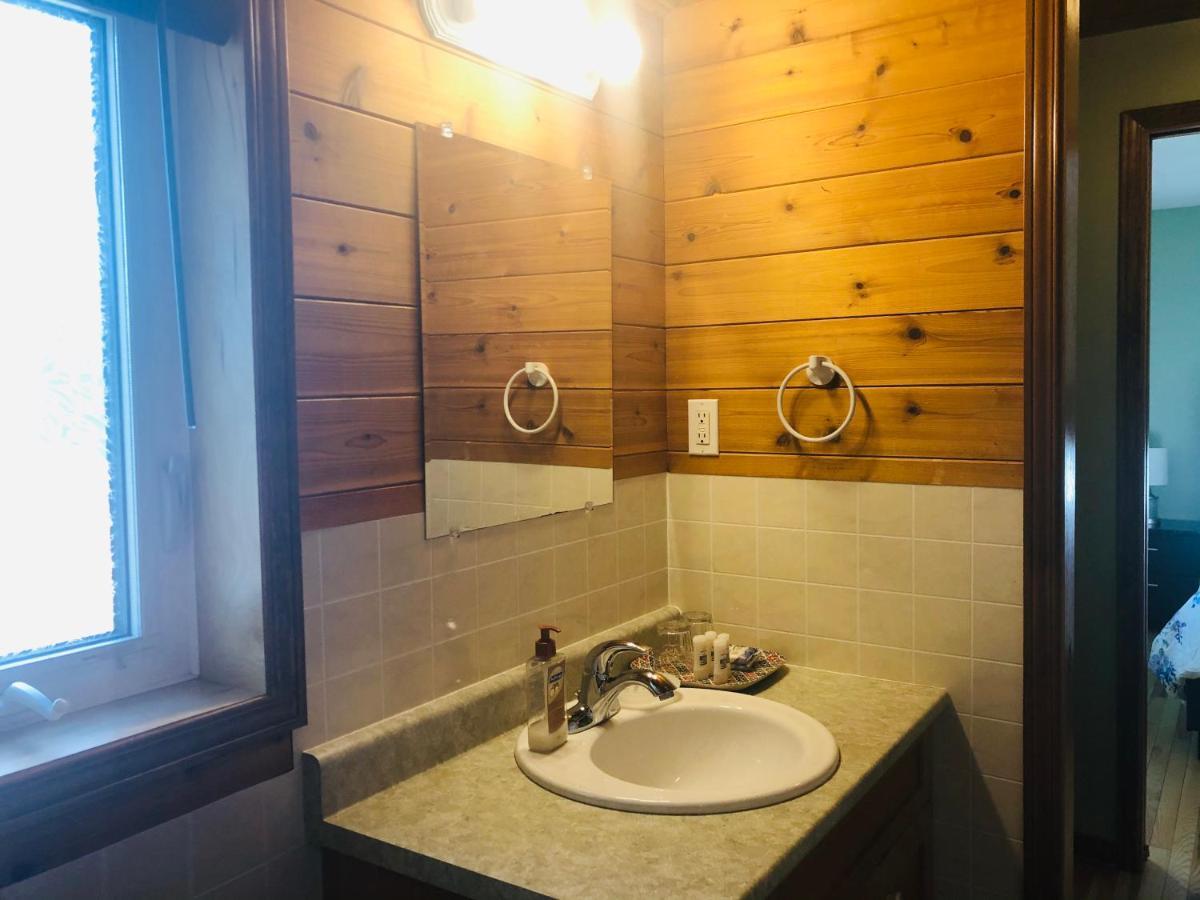 Midnight Sun Vacation Home Whitehorse Esterno foto